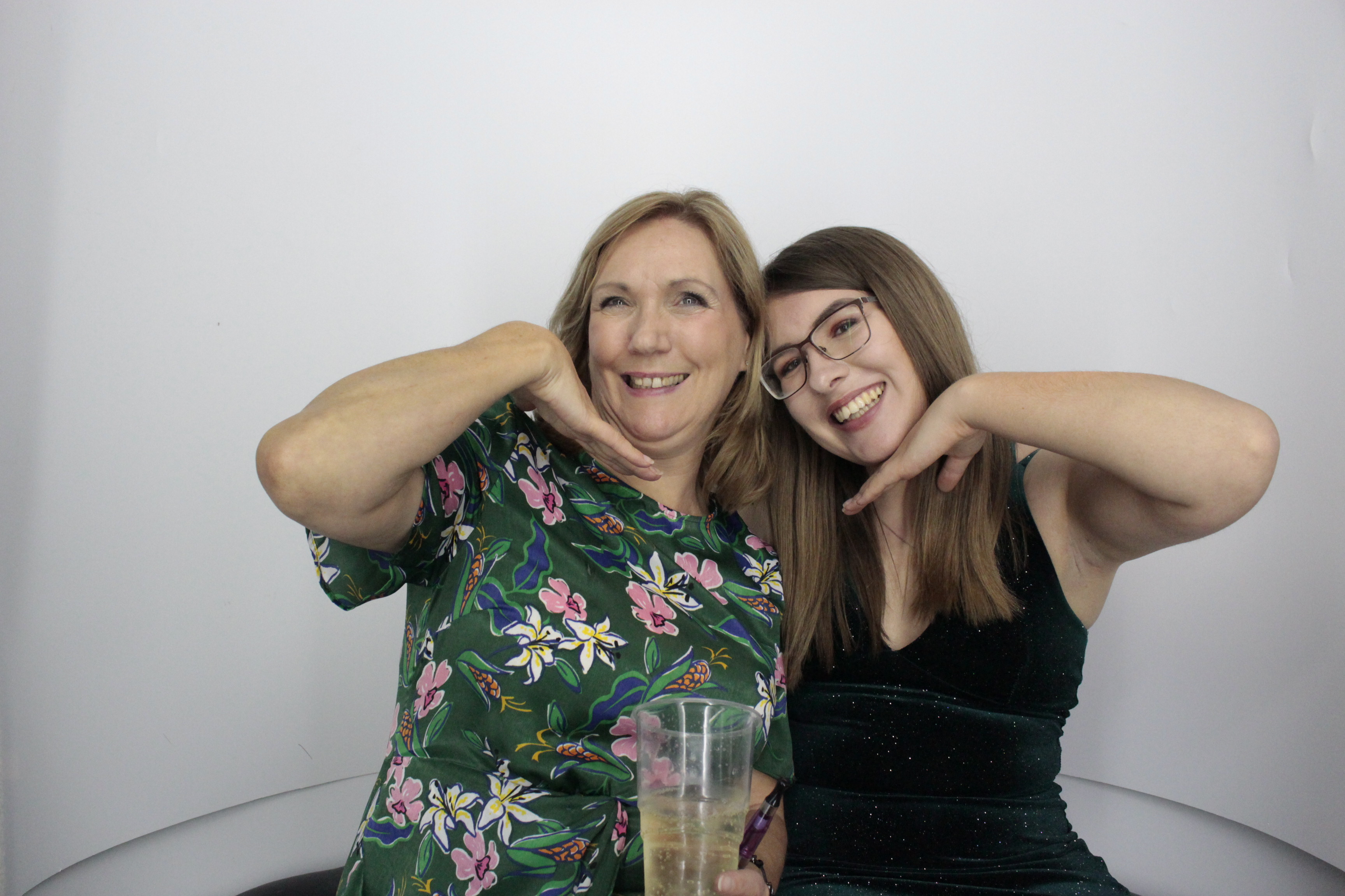 Sinead Byng 50th Birthday Party | View more photos from the event at gallery.myphotoboothexperience.co.uk/u/MyPhotoBoothExperienceLtd/Sinead-Byng-50th-Birthday-Party